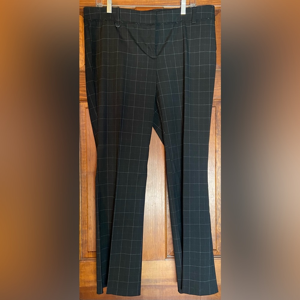 New York & Company Straight Leg Dress Pants